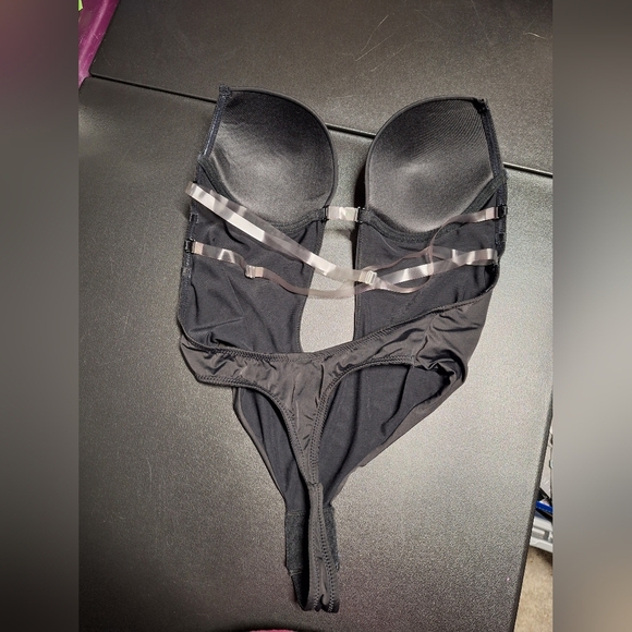 Black Women's Bodysuit Top - Picture 2 of 4